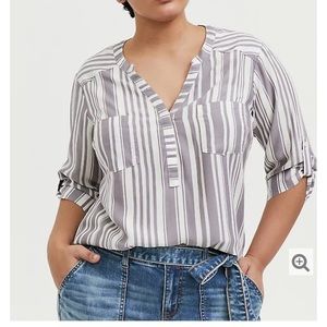 Torrid white and slate grey stripe pullover